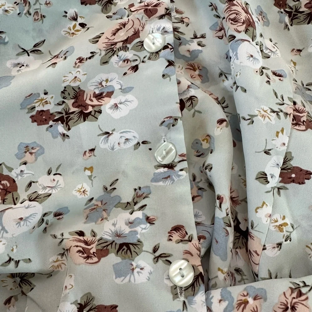 Blair Floral Button Down Bell Sleeve Blouse Size L/XL